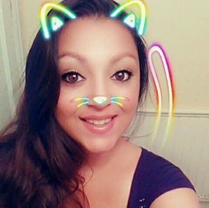 Meet your Posher, Janelle